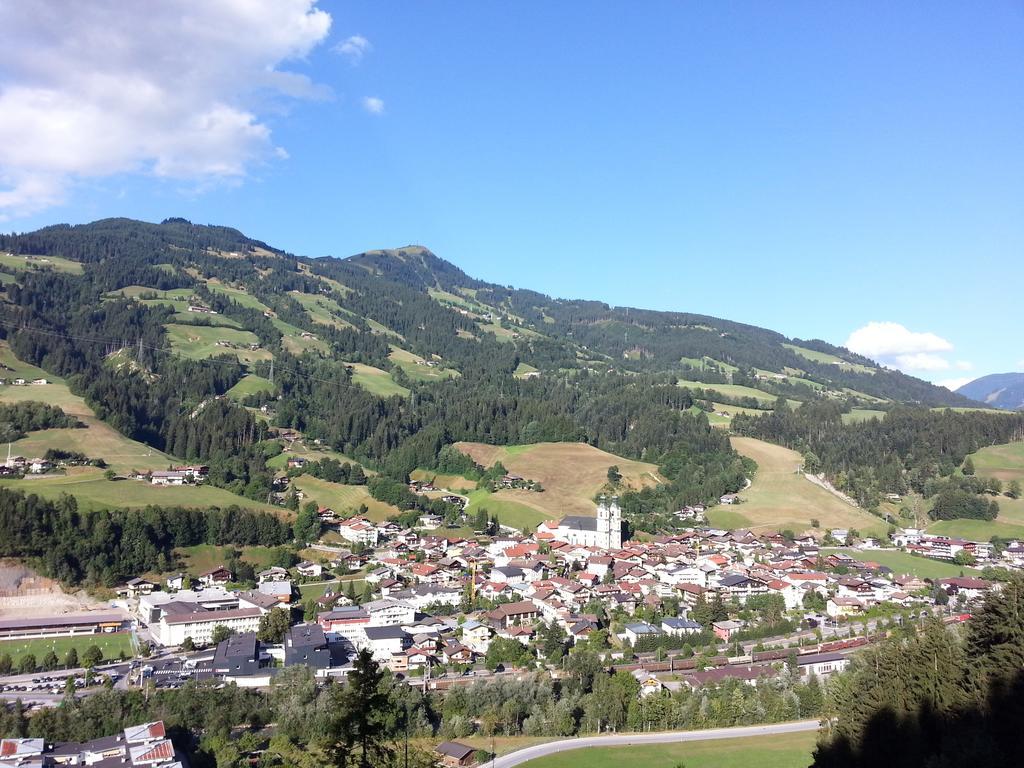 Landhaus Tirol Hopfgarten im Brixental Exterior foto